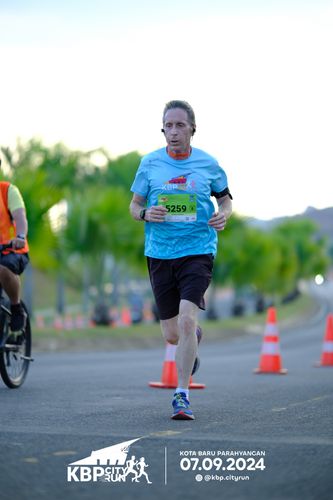 Race photo from KBP City Run 2024