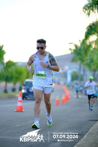 Race photo from KBP City Run 2024