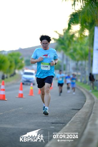Race photo from KBP City Run 2024