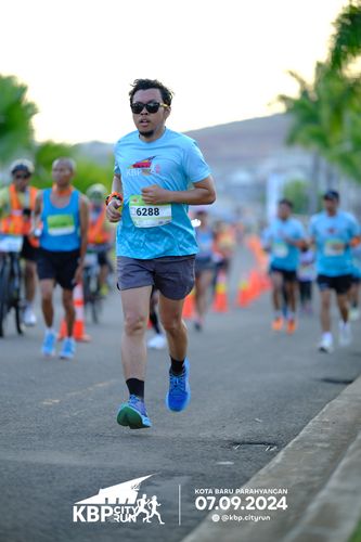 Race photo from KBP City Run 2024