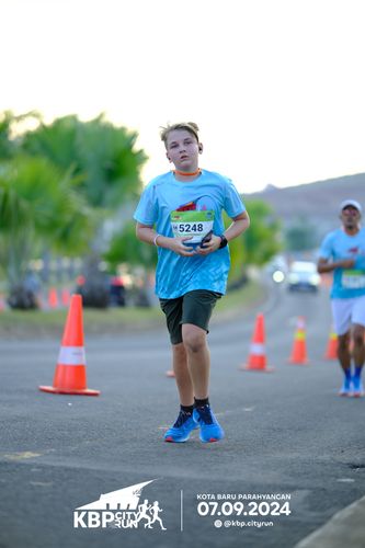 Race photo from KBP City Run 2024