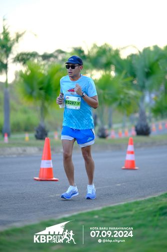 Race photo from KBP City Run 2024