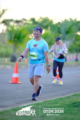 Race photo from KBP City Run 2024