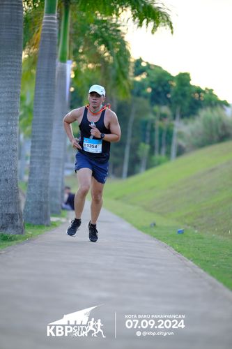 Race photo from KBP City Run 2024
