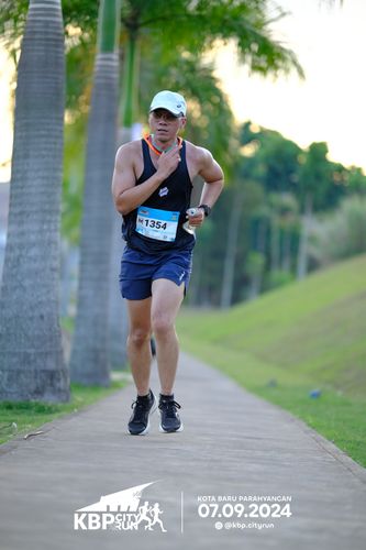 Race photo from KBP City Run 2024