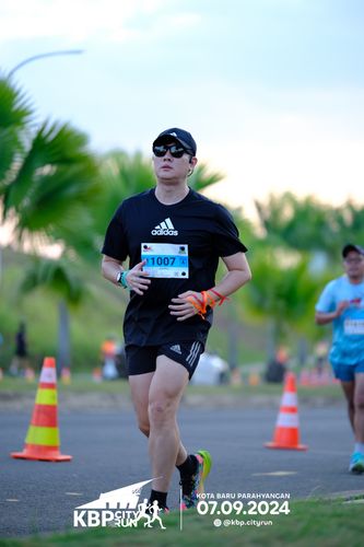 Race photo from KBP City Run 2024
