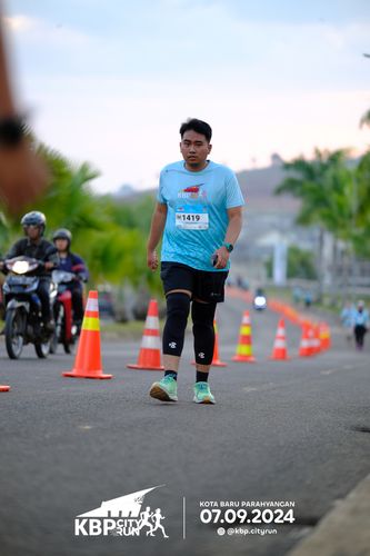 Race photo from KBP City Run 2024