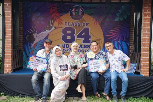Race photo from Class of 84, 40 Years Togetherness