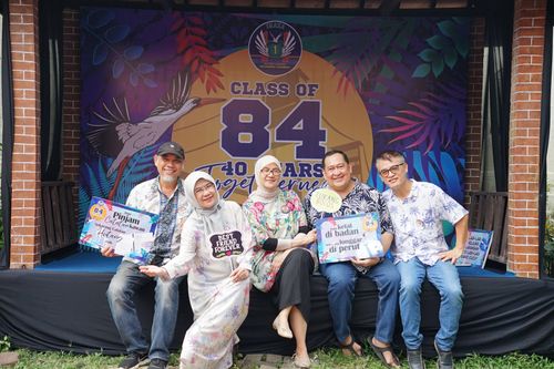 Race photo from Class of 84, 40 Years Togetherness