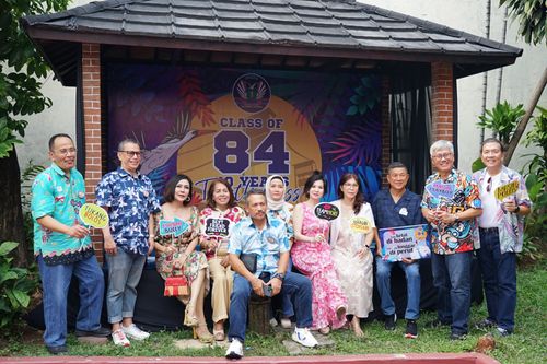 Race photo from Class of 84, 40 Years Togetherness