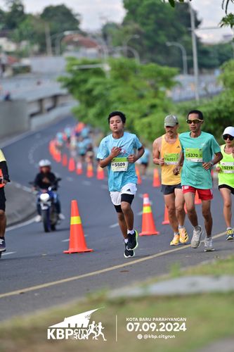 Race photo from KBP City Run 2024
