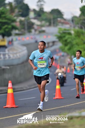 Race photo from KBP City Run 2024