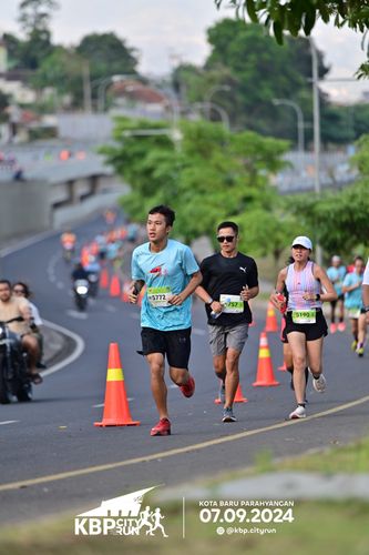 Race photo from KBP City Run 2024