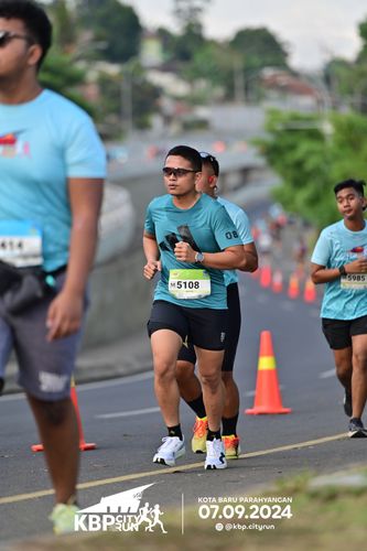 Race photo from KBP City Run 2024