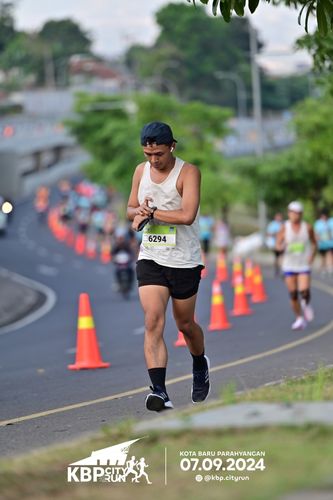 Race photo from KBP City Run 2024
