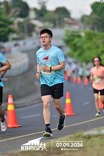 Race photo from KBP City Run 2024