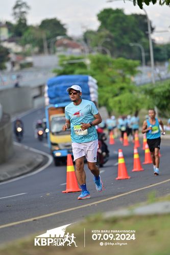 Race photo from KBP City Run 2024