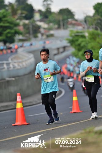 Race photo from KBP City Run 2024