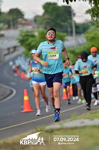 Race photo from KBP City Run 2024