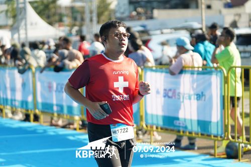 Race photo from KBP City Run 2024