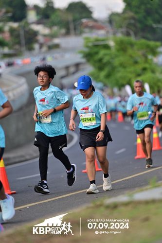 Race photo from KBP City Run 2024