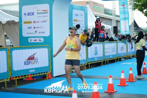 Race photo from KBP City Run 2024