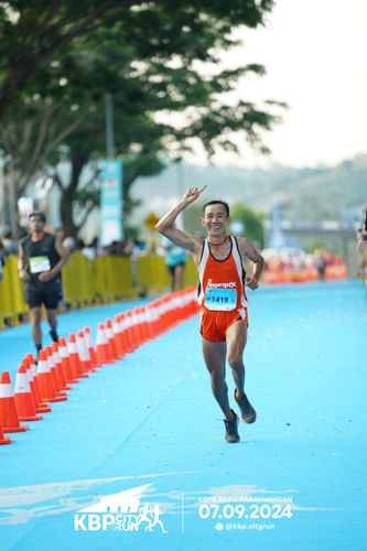 Race photo from KBP City Run 2024