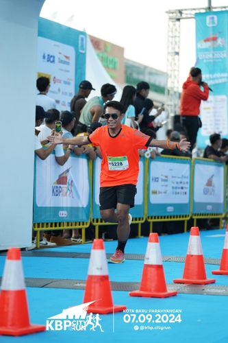 Race photo from KBP City Run 2024