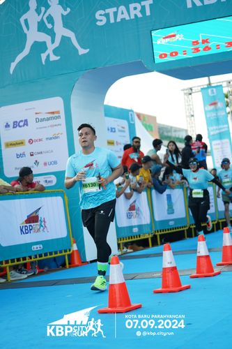 Race photo from KBP City Run 2024