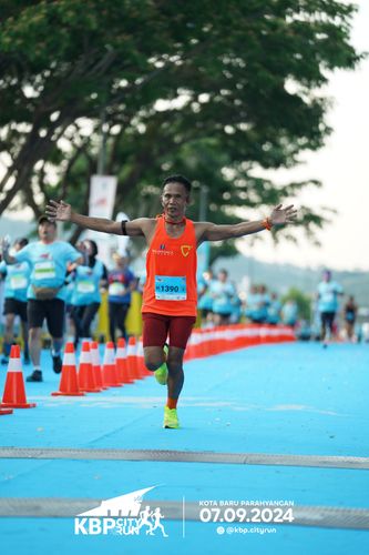 Race photo from KBP City Run 2024