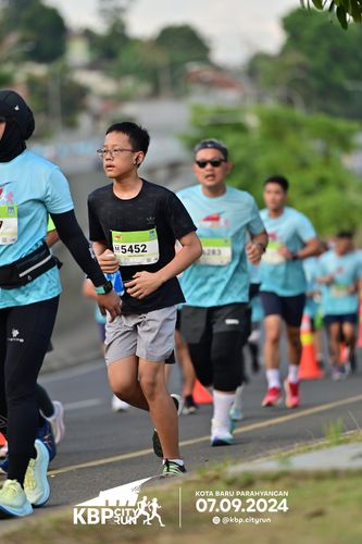 Race photo from KBP City Run 2024