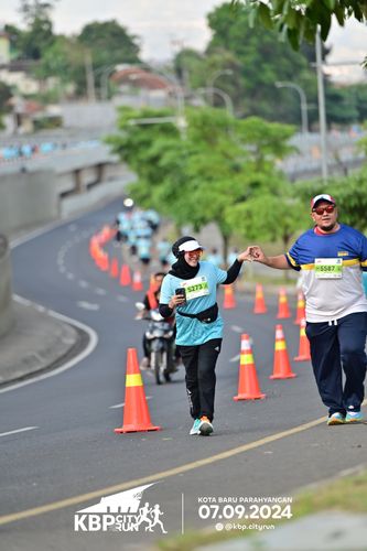 Race photo from KBP City Run 2024
