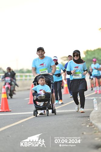 Race photo from KBP City Run 2024