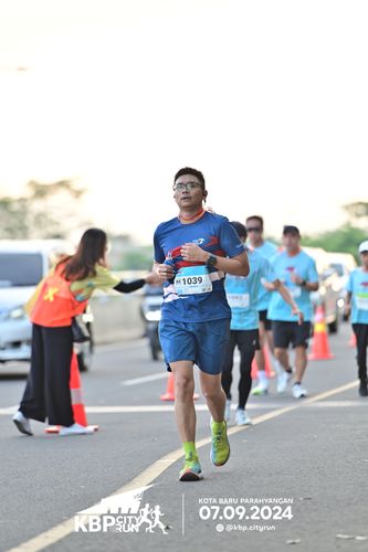 Race photo from KBP City Run 2024