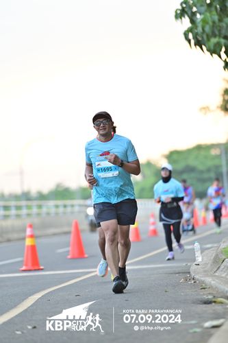 Race photo from KBP City Run 2024