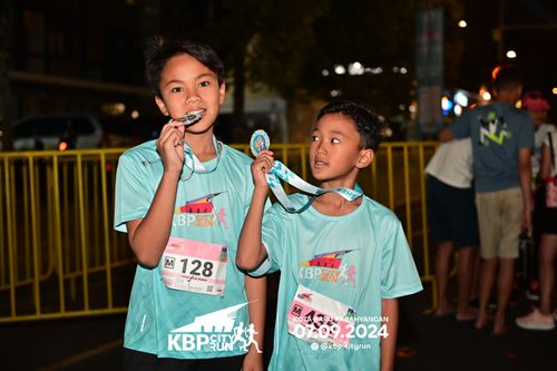 Race photo from KBP City Run 2024
