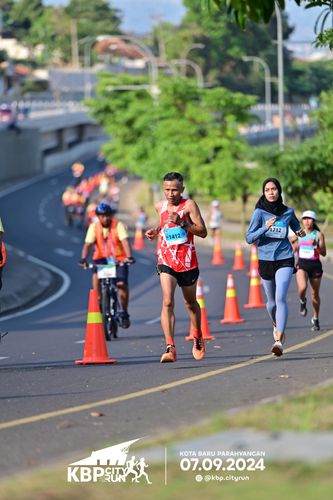 Race photo from KBP City Run 2024