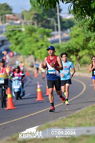 Race photo from KBP City Run 2024