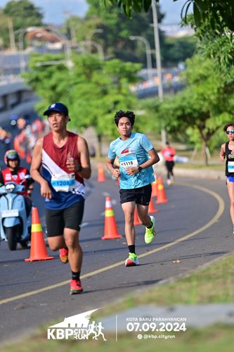Race photo from KBP City Run 2024