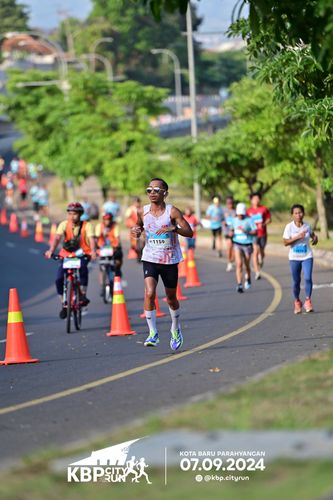 Race photo from KBP City Run 2024