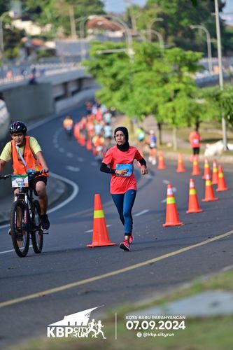 Race photo from KBP City Run 2024