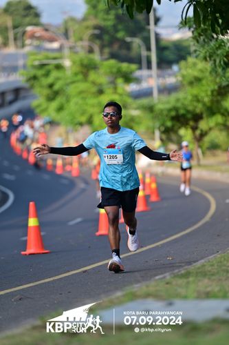 Race photo from KBP City Run 2024