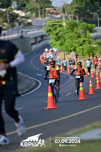 Race photo from KBP City Run 2024
