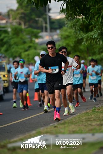 Race photo from KBP City Run 2024
