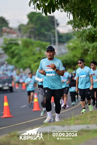 Race photo from KBP City Run 2024