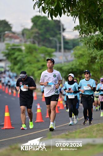 Race photo from KBP City Run 2024