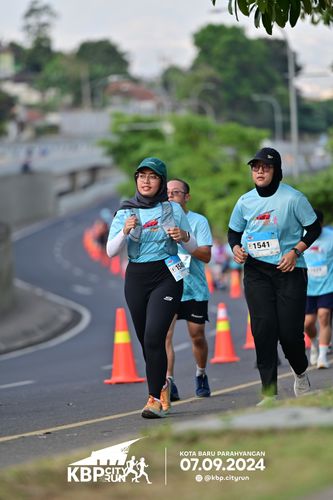 Race photo from KBP City Run 2024