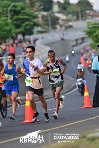 Race photo from KBP City Run 2024