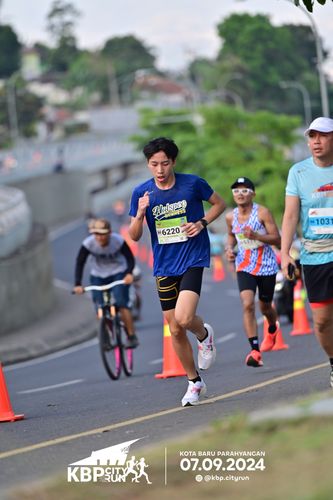 Race photo from KBP City Run 2024