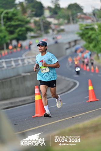 Race photo from KBP City Run 2024